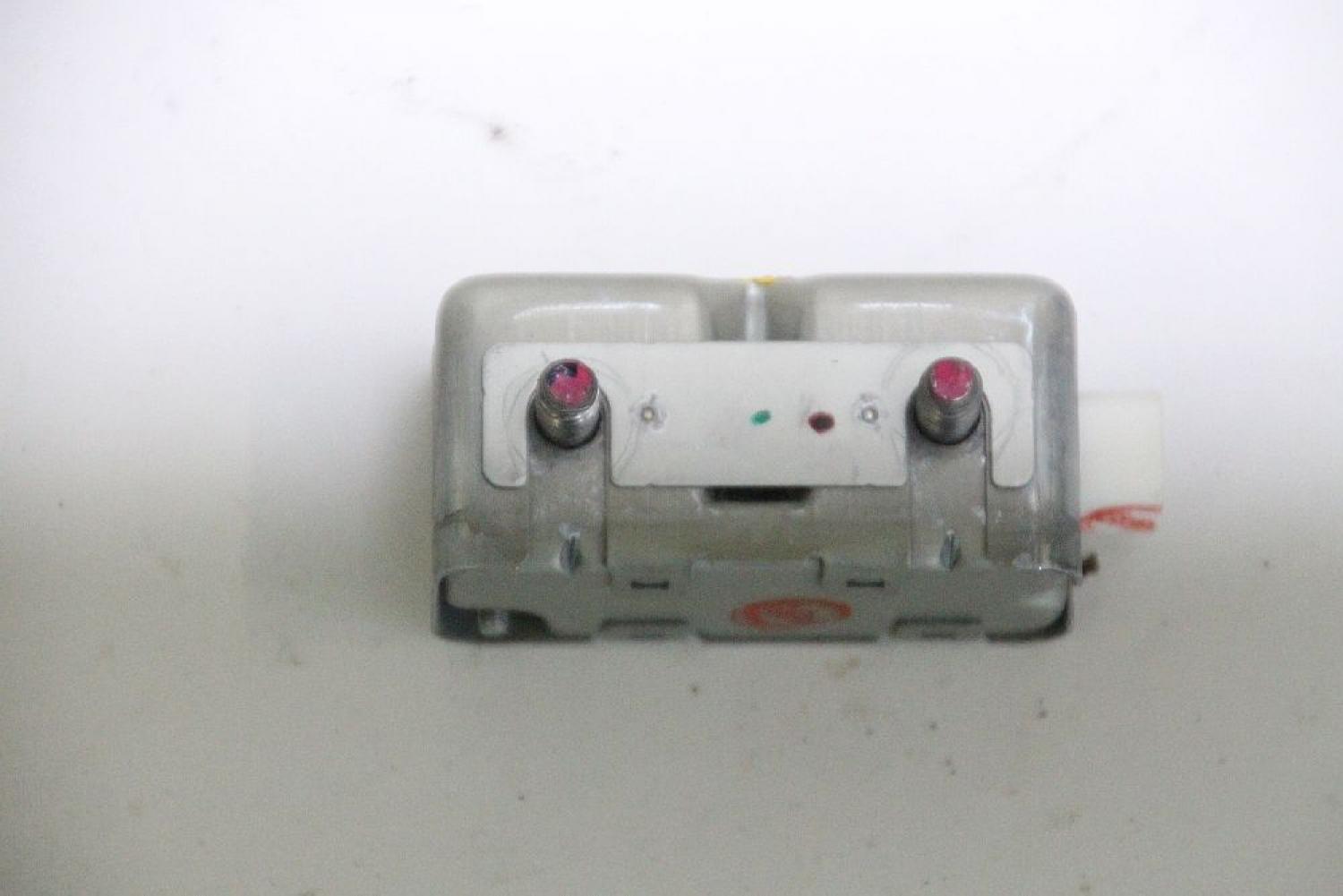 Airbag Sensor links MR587735 Mitsubishi OUTLANDER 1
