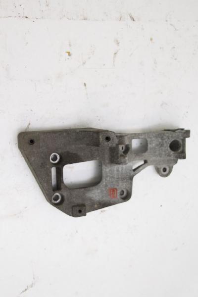 Aggregatehalter 06F903143F VW CADDY 3 Kasten