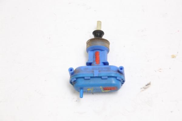 Stellmotor ZV hinten links 893862153D Audi 80 89