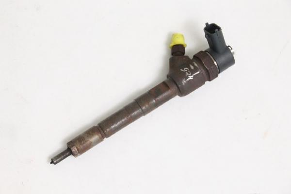 Einspritzduese (Diesel) Zylinder 3 0445110326 Opel CORSA D