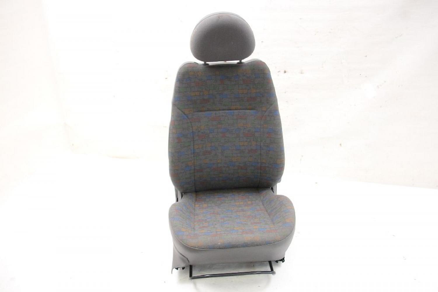 Sitz vorn rechts 9116064 Opel CORSA C
