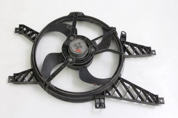 Ventilator (am Kühler) 8200135160 Renault CLIO 3
