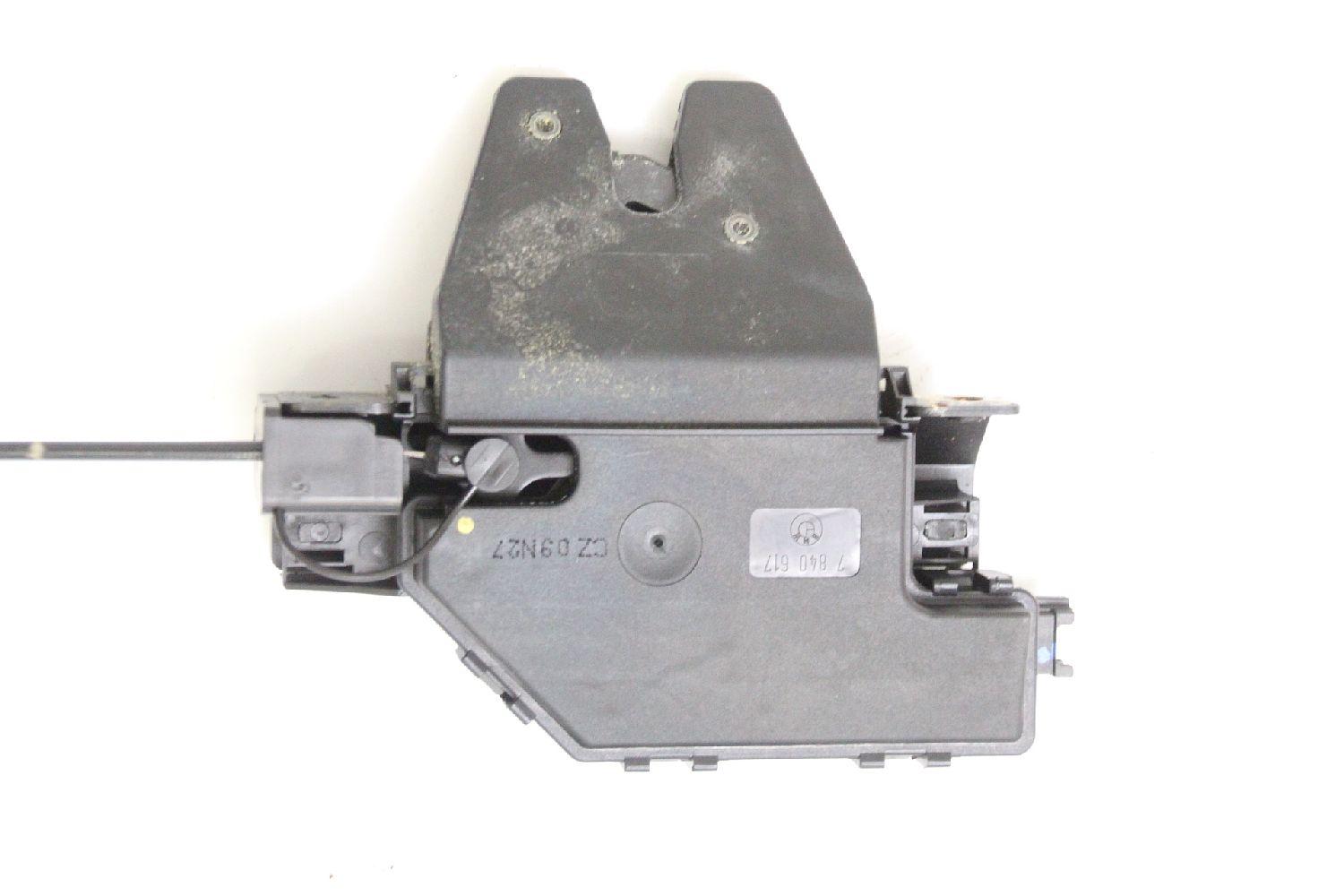 Schloß Heckklappe 51247840617 BMW 3er E90