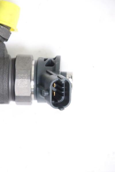 Einspritzduese (Diesel) Zylinder 2 0986435240 Mercedes CITAN KASTEN 415