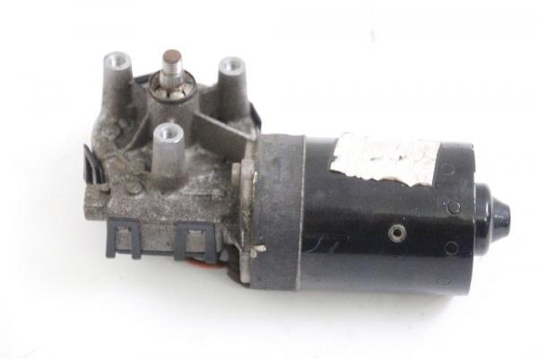 Scheibenwischermotor vorn 0390241151 VW GOLF 4
