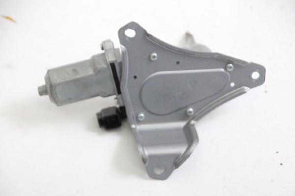 Scheibenwischermotor hinten 8253A105 Mitsubishi SPACE STAR A0