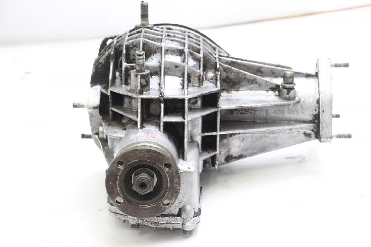 Achse vorn Lada NIVA 2121