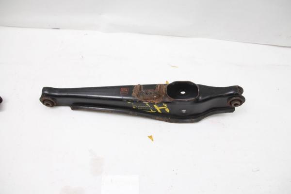 Querlenker hinten rechts 4113A185 Mitsubishi OUTLANDER 3 AWD