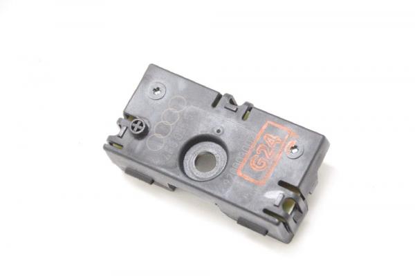 Antennenweiche 4F0035570 Audi A6 4F C6