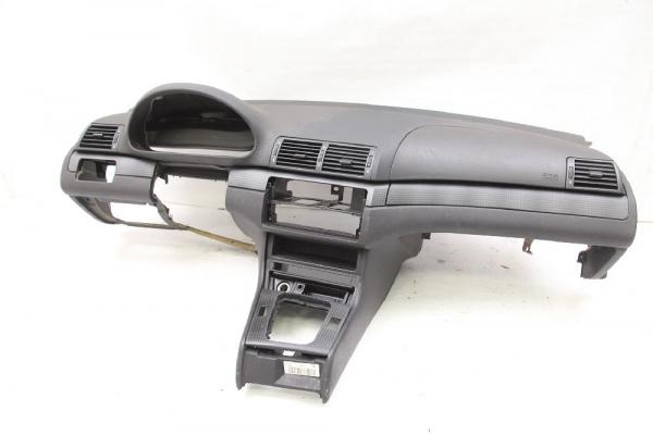 Armaturenbrett 51457143211 BMW 3er Compact E46