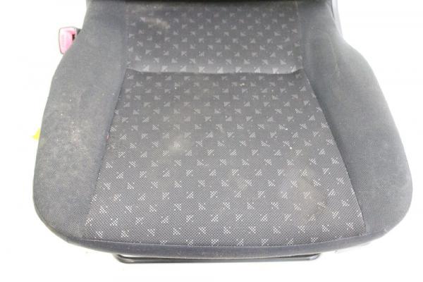 Sitz vorn links 015 Daihatsu CUORE 7 L276