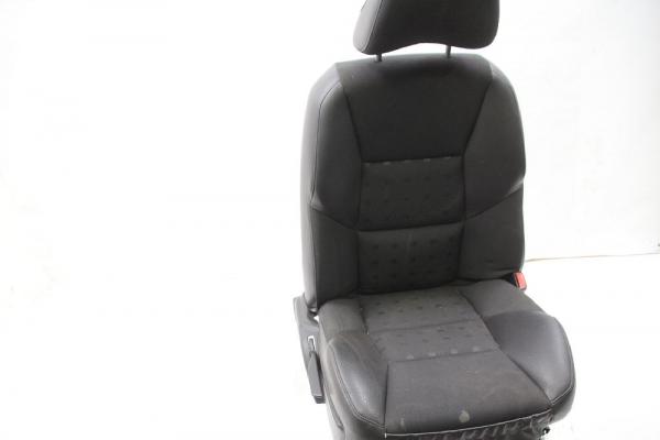 Sitz vorn rechts Volvo V70 II