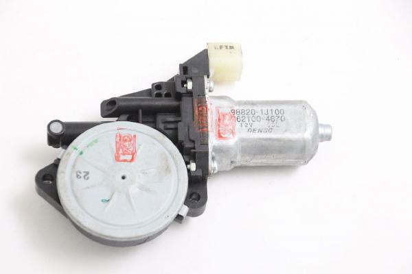 Fensterheber-Motor vorn rechts 988201J100 Hyundai i20 PB