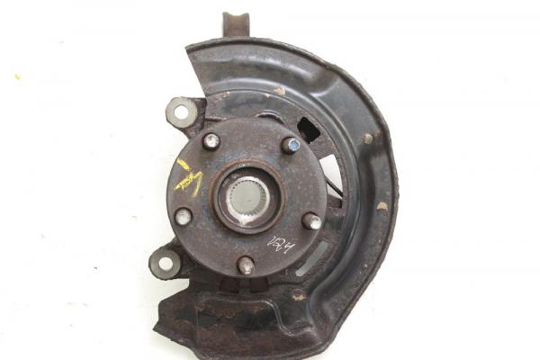 Achsschenkel vorn links 4321242080 Toyota RAV4 3 SA CA