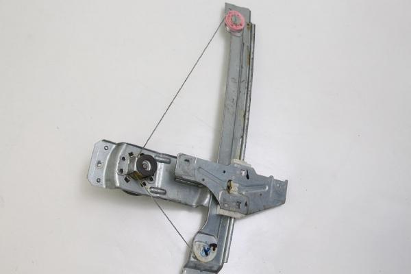 Klimakompressor Renault MEGANE BA 7700103536 1,6 79 KW 107 PS Benzin 06-2000 gebraucht 4