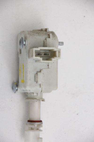 Stellmotor ZV Tankklappe 1J6810773A VW GOLF 4