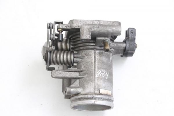 Drosselklappenstutzen 13541743138 BMW 518i 5er Touring E34