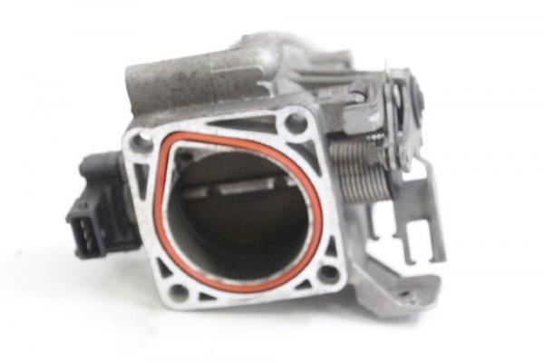 Drosselklappenstutzen 13541743138 BMW 518i 5er Touring E34