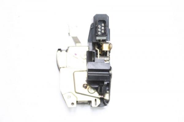 Türschloß vorn rechts 51218168924 BMW 518i 5er Touring E34