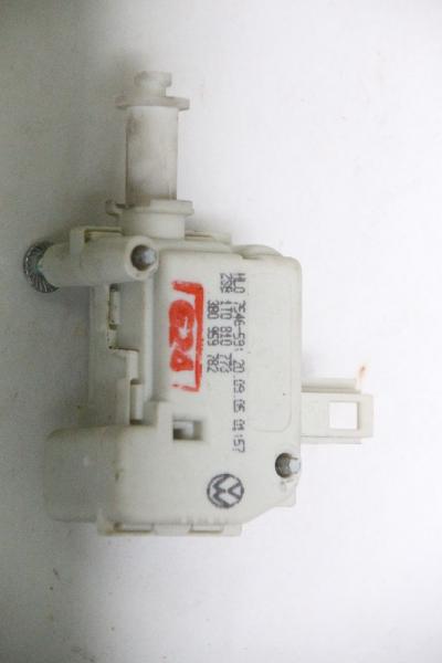 Feder vorn links VW T4 Bus 2.5 65 KW 88 PS Diesel 09-2001 gebraucht 1