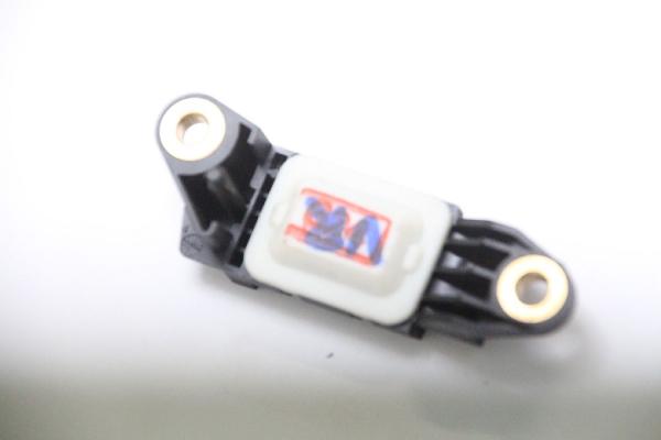 Airbag Sensor vorn rechts 0018209126 Mercedes CLS C219