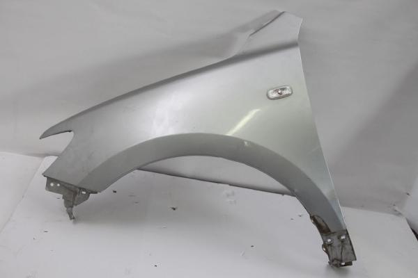 Kotflügel vorn links 663102B270 Hyundai SANTA FE 2 CM