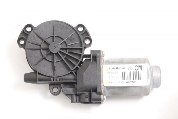 Fensterheber-Motor vorn links 824502B000 Hyundai SANTA FE 2 CM