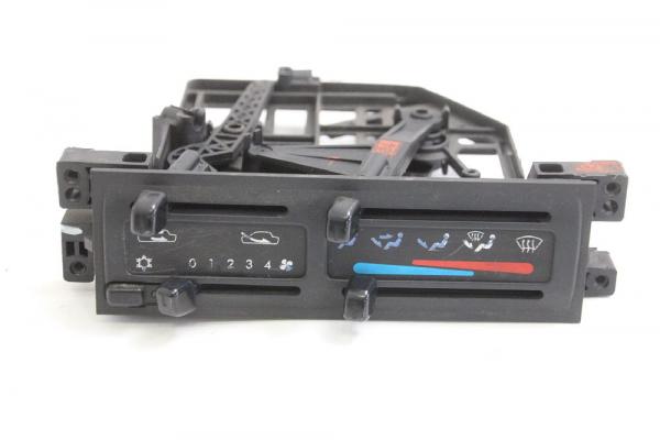 Schalter Heizung 275008C803 Nissan SERENA C23