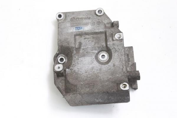 Aggregatehalter 038260885C VW PASSAT 3BG