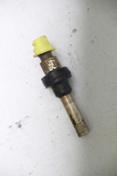 Einspritzventil 0000785623 Mercedes 190 W201