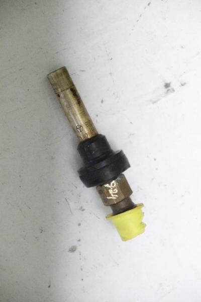Einspritzventil 0000785623 Mercedes 190 W201