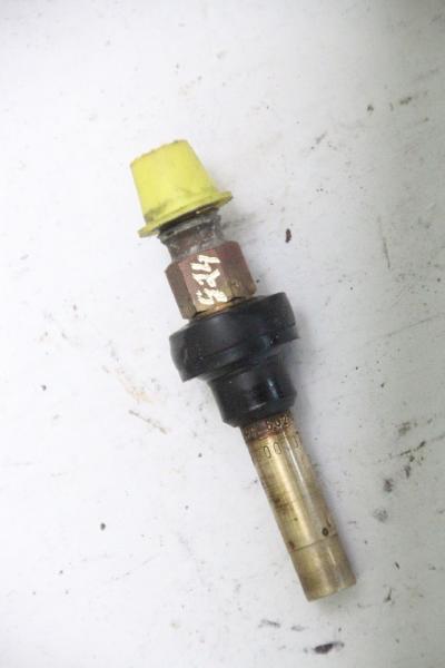 Einspritzventil 0000785623 Mercedes 190 W201