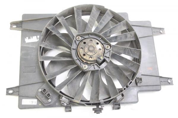 Ventilator (am Kühler) 51702461 Alfa Romeo 147