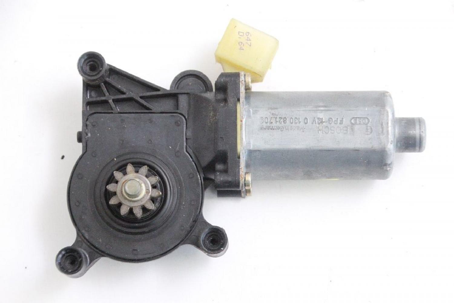 Fensterheber-Motor vorn rechts 2108205842 Mercedes E-KLASSE W210