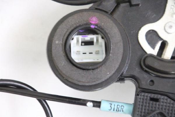 Türschloß hinten rechts 690500K040 Toyota HILUX 7 KUN