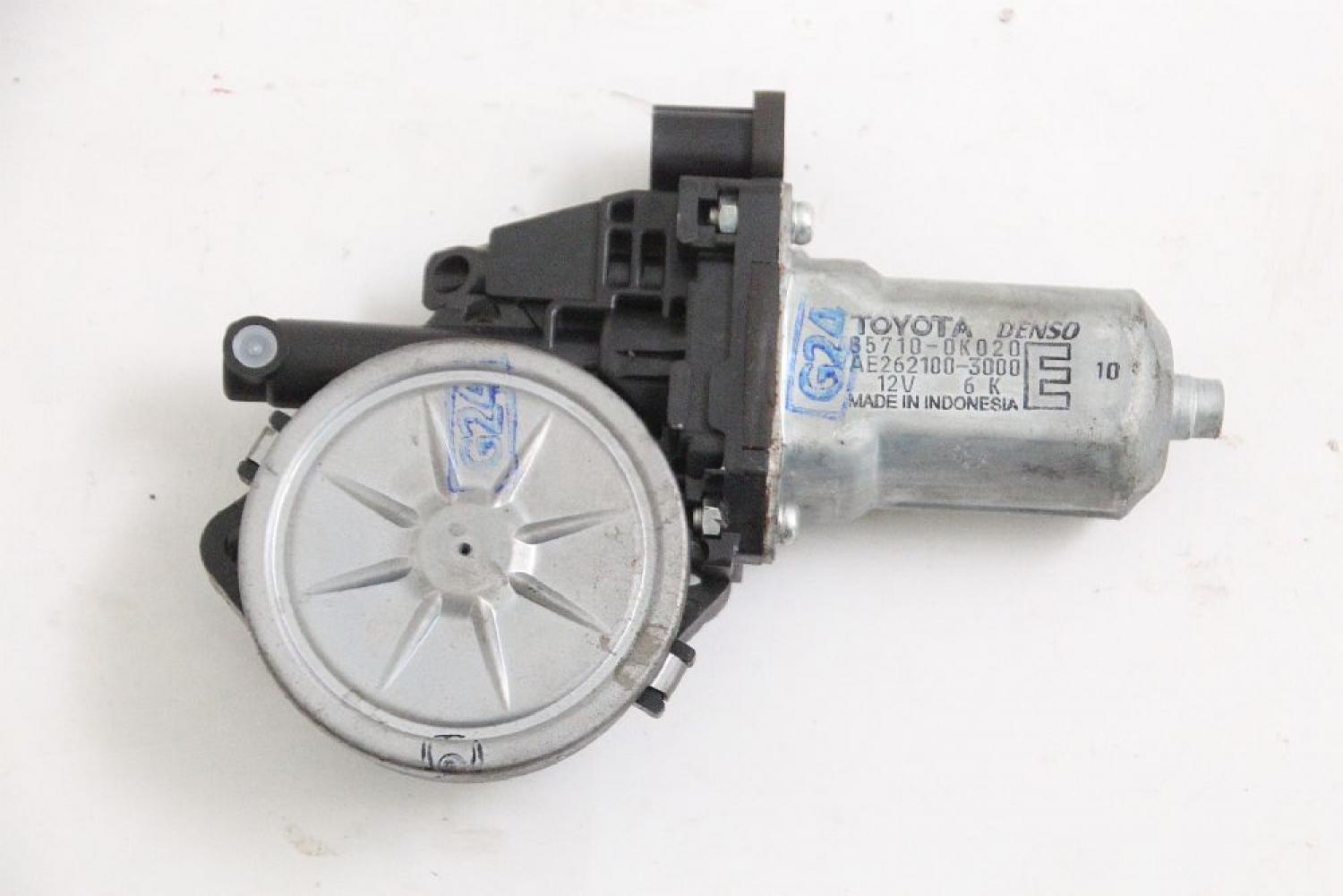 Fensterheber-Motor hinten links 857100K020 Toyota HILUX 7 KUN