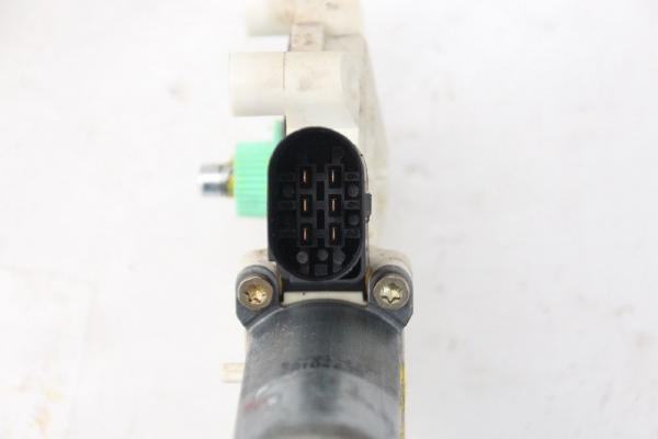 Fensterheber-Motor vorn rechts 67626981142 BMW 5er Touring E61