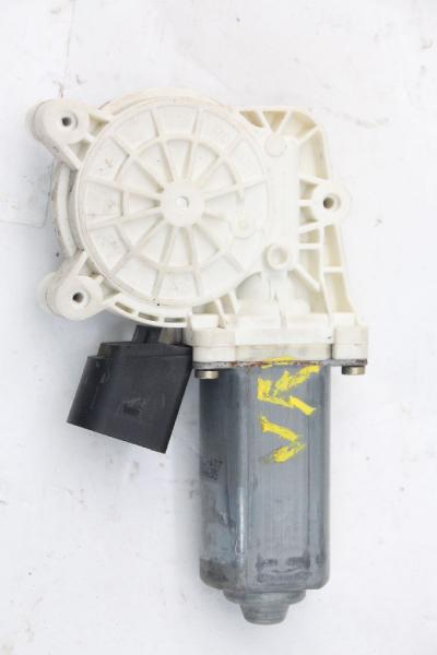 Fensterheber-Motor vorn rechts 67626981142 BMW 5er Touring E61