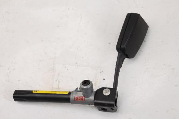 Gurtstraffer vorn rechts 72117210888 BMW 5er Touring E61