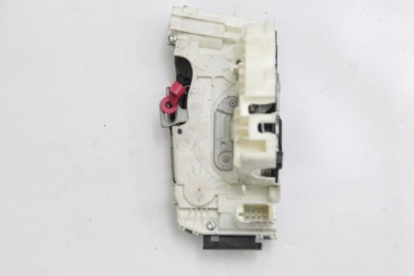 Türschloß vorn links P04560133AE Chrysler GRAND VOYAGER RT