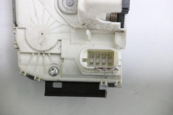 Türschloß vorn links P04560133AE Chrysler GRAND VOYAGER RT