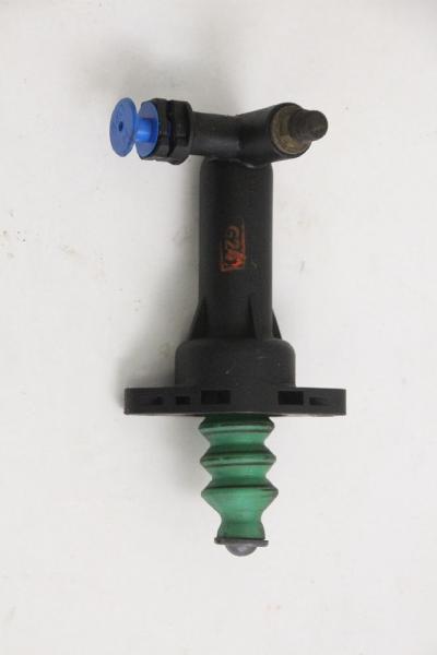 Kupplung - Nehmerzylinder 6Q0721261A Skoda FABIA 1 6Y