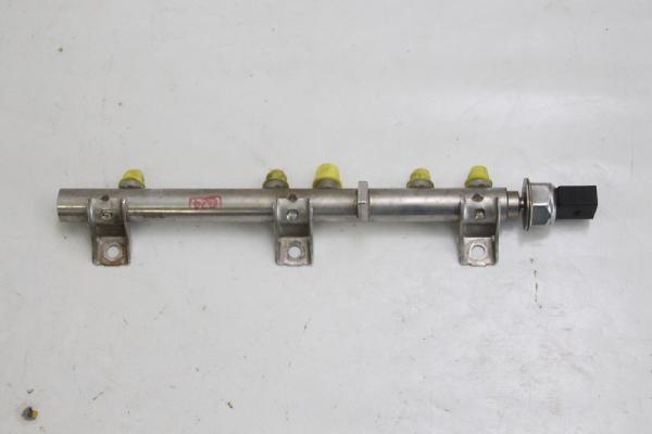 Einspritzeinheit 13537562474 BMW 1er E81 E87