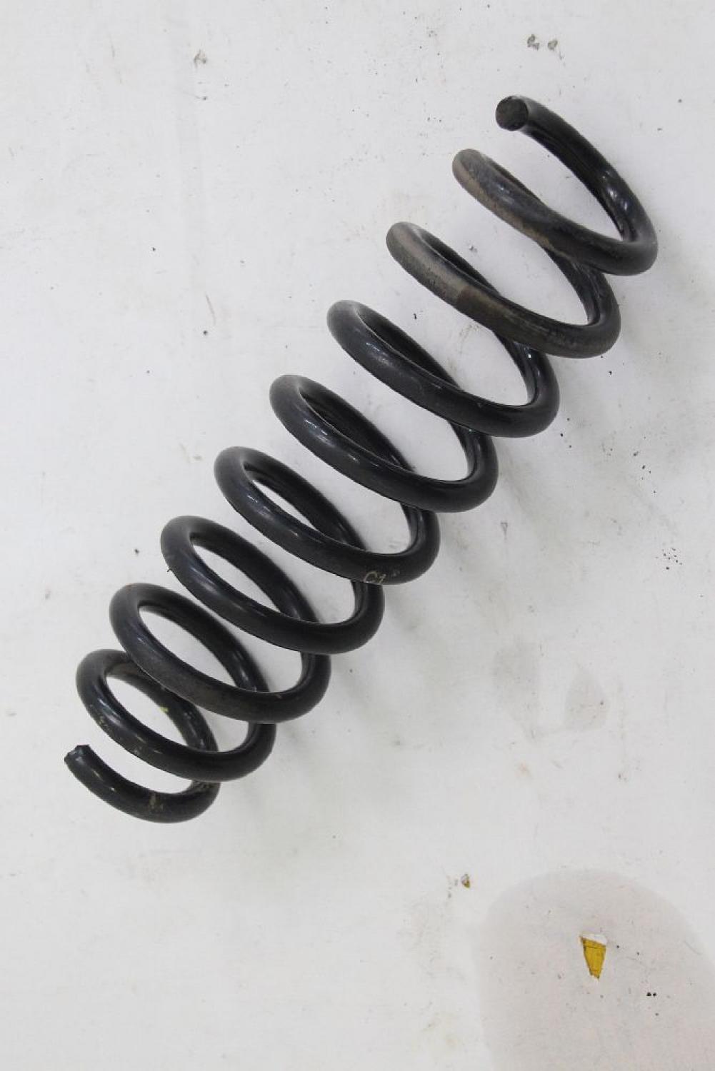 Feder hinten rechts 33536767336 BMW 1er E81 E87