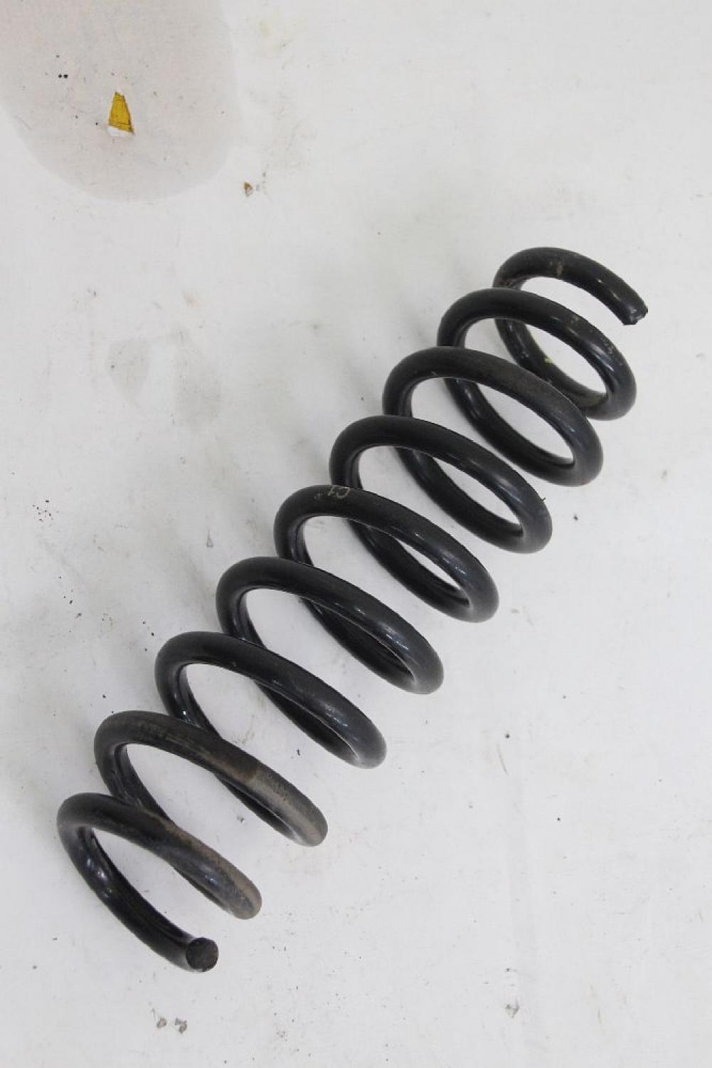 Feder hinten rechts 33536767336 BMW 1er E81 E87