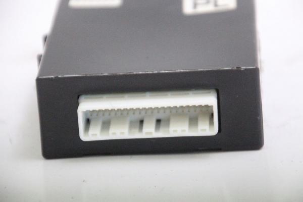 Unterdruckventil Audi Q5 8R 037906283C PIERBURG 2,0 155 KW 211 PS Benzin 03-2009 gebraucht 2