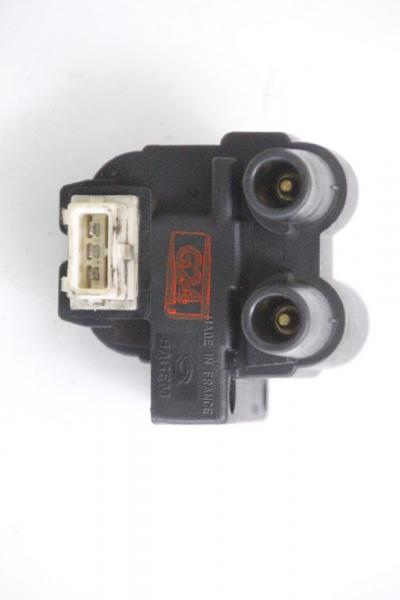 Achsschenkel vorn rechts VW POLO 5 6R 6Q0407256AC 1.4 63 KW 85 PS ABS Benzin gebraucht 2