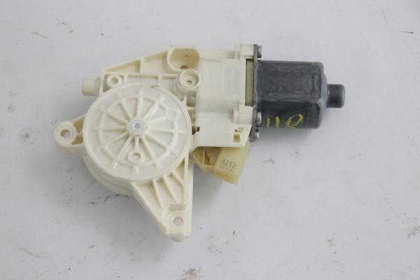 Fensterheber-Motor hinten rechts 2048200642 Mercedes C-KLASSE S 204