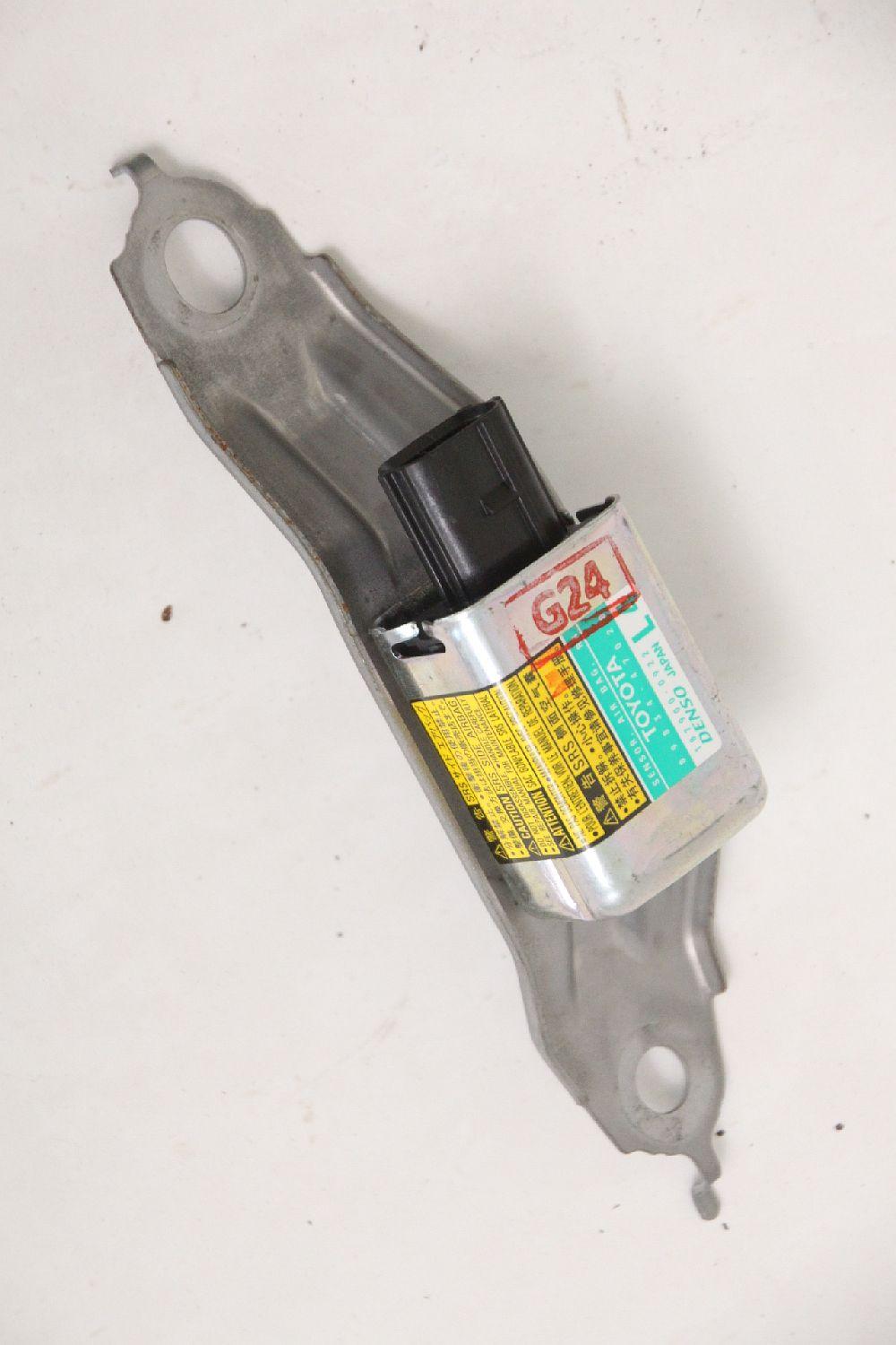 Airbag Sensor hinten links 8983447020 Toyota PRIUS 2 NHW20