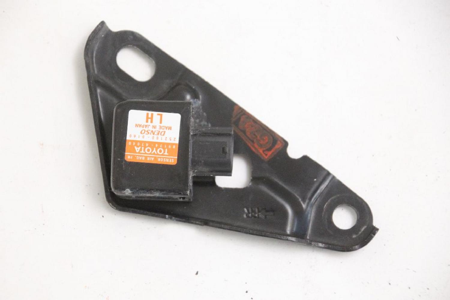 Airbag Sensor links 8917447040 Toyota PRIUS 2 NHW20
